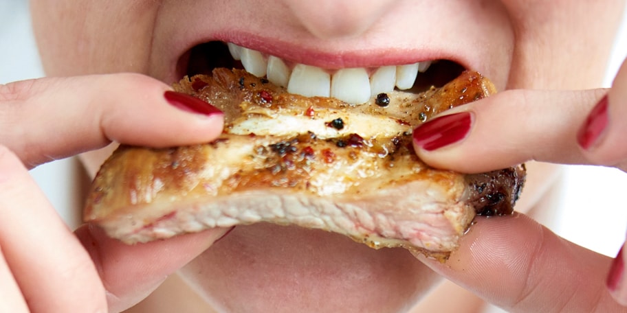 Spare-ribs avec une marinade d'herbes de Provence