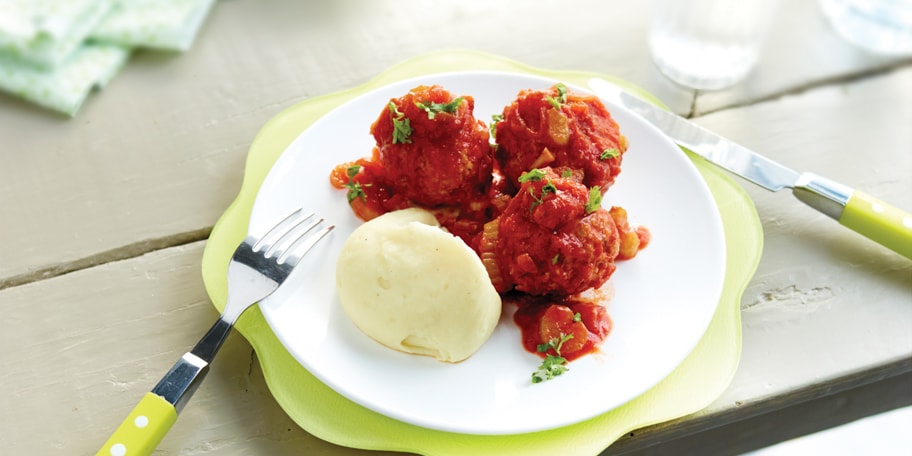 Boulettes de haché au céleri en sauce tomate