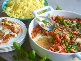 Kabeljauw met tomaten en parmezaan