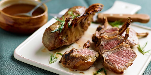Couronne d'agneau au romarin