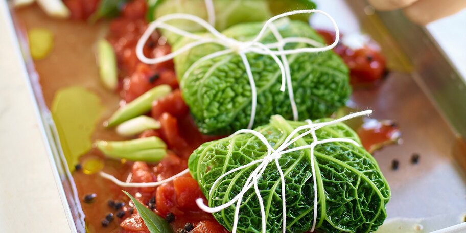 Gevulde groene kool met lamsvlees