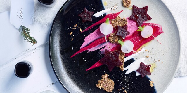 Crème de betteraves rouges au fromage de chèvre