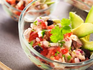 Ceviche van roodbaars met avocado