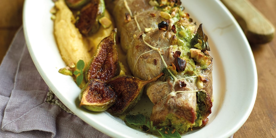 Gevuld varkenshaasje met pistachenoten, basilicum en parmigiano