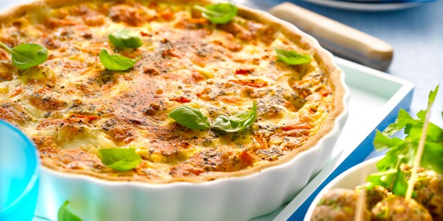 Tonijnquiche met tomaten en mozzarella