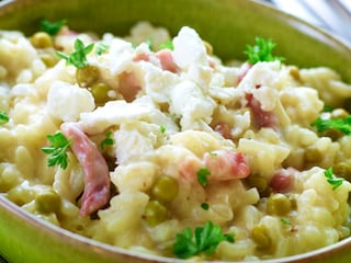 Risotto met geitenkaas en spekblokjes