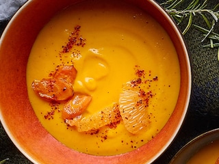 Soupe de carottes au curcuma et à l’orange