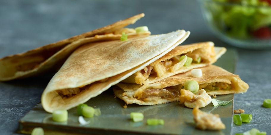 Quesadillas au poulet et au cheddar