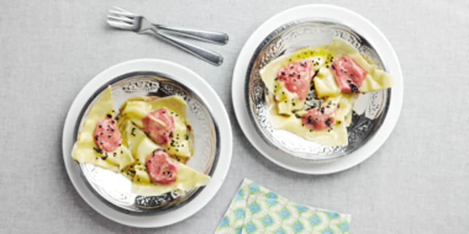 Ravioli van rode biet