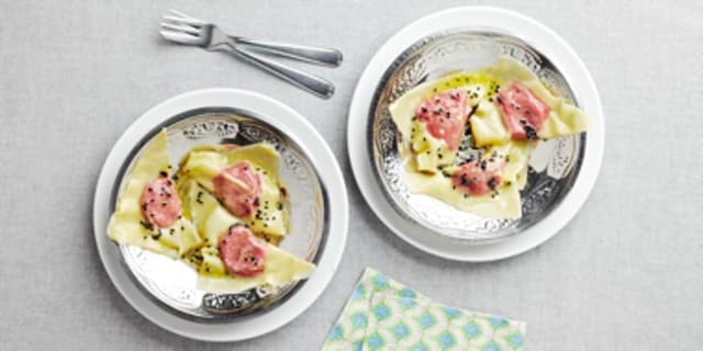 Ravioli van rode biet
