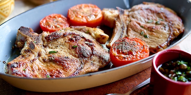 Côtes de veau aux anchois et câpres