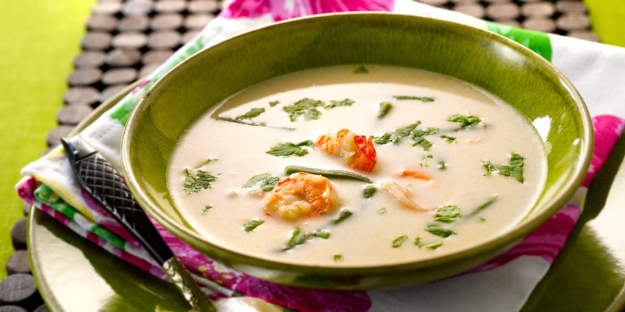 Potage de crevettes au lait de coco