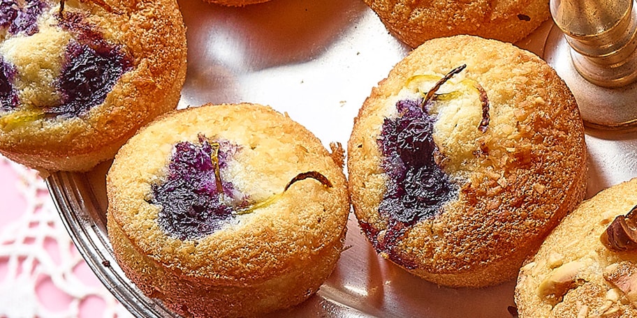 Financiers aux myrtilles, à la noix de coco et au citron