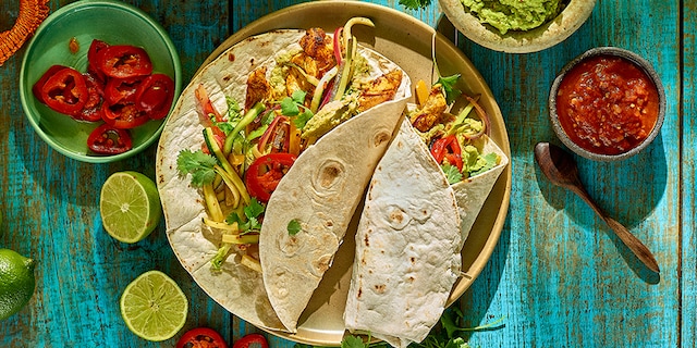 Santa Maria fajita met kip, courgette en paprika