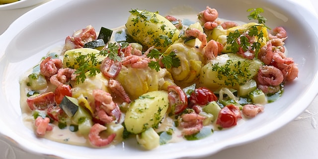 Waterzooi estival de roulades de sole et crevettes grises