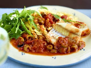 Filets de colin à la sauce tomate à l’italienne