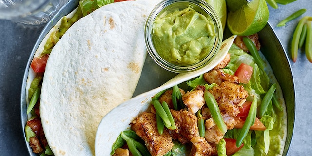 Taco's van koolvis met zeebanaantjes