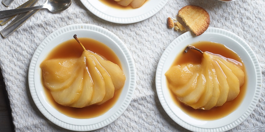 Poires pochées à la bière