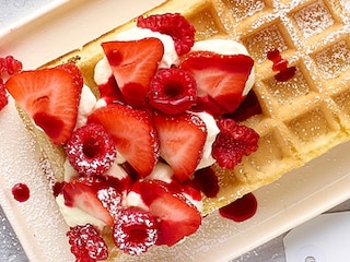 Brusselse wafels met rood fruit