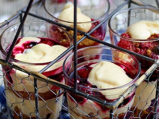 Trifle van rood fruit, mascarpone en witte chocolade