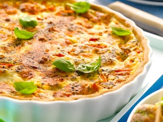 Tonijnquiche met tomaten en mozzarella