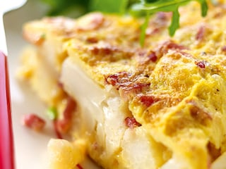 Tortilla met bloemkool en spekreepjes