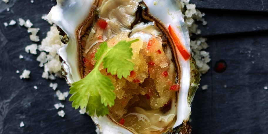 Huîtres avec granité asiatique