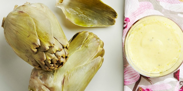 Artichauts vapeur et aïoli tout doux