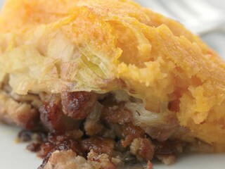 Ovenschotel met champignons, prei en wortelpuree