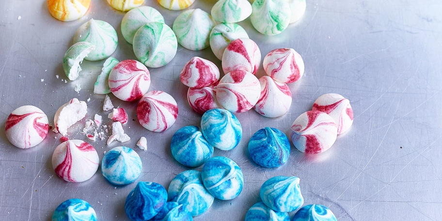 Tie-dye meringues