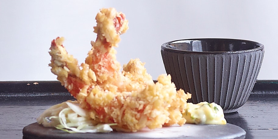 Ebi Furai : scampis panés, salade de chou et sauce tartare à la japonaise