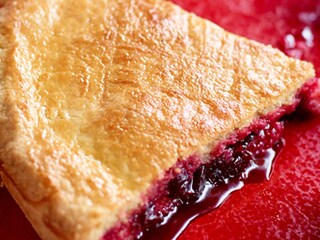 Baskische taart met kersenconfituur