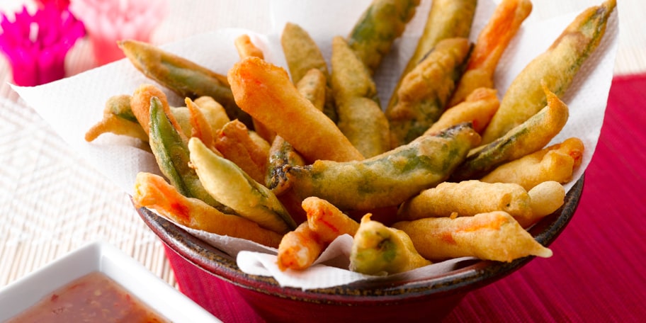 Tempura de légumes, sauce piquante