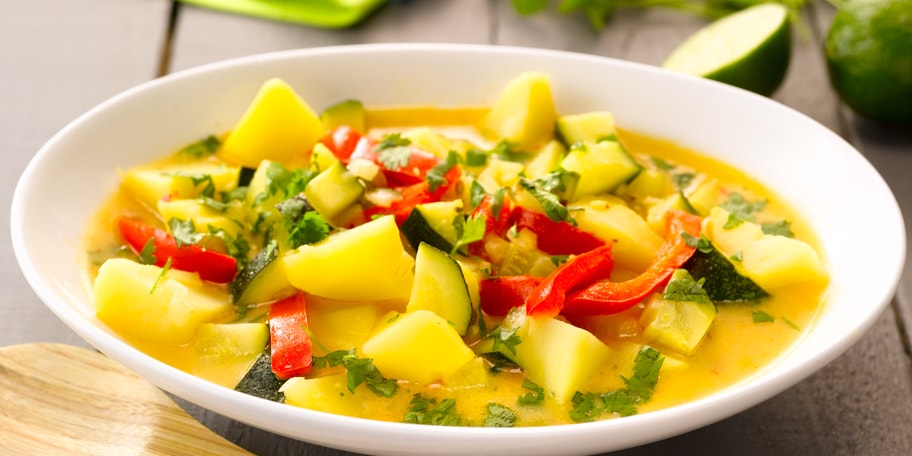 Aardappelcurry met kokosmelk