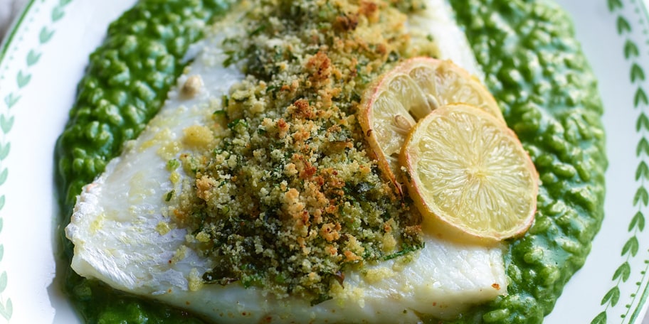 Cabillaud en croûte d’herbes et risotto aux épinards