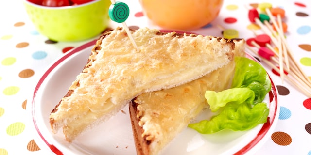 Croque met 3 gruyères
