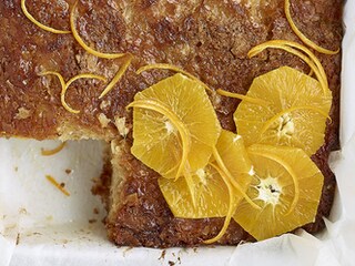 Sinaasappeltaart met filokruimels