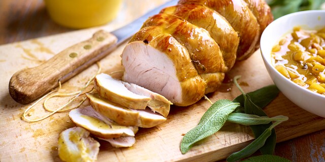 Rôti de dindonneau sauce pickles