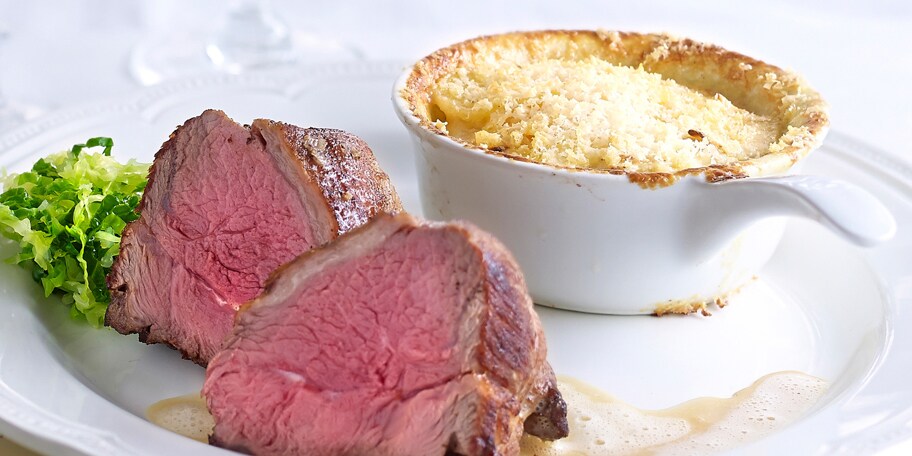 Lam, gratin van pompoen en knolselderij