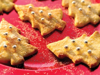 Biscuits en forme de sapins de Noël