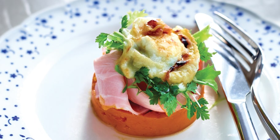 Geitenkaas met ham en zoete aardappel