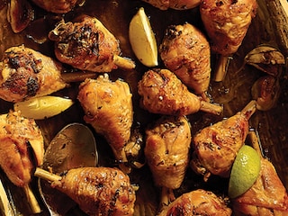 Kippenbouten in de oven met limoncello en tijm