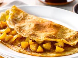 Pannenkoeken met gekarameliseerde appeltjes