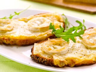 Krokantjes van twee kazen