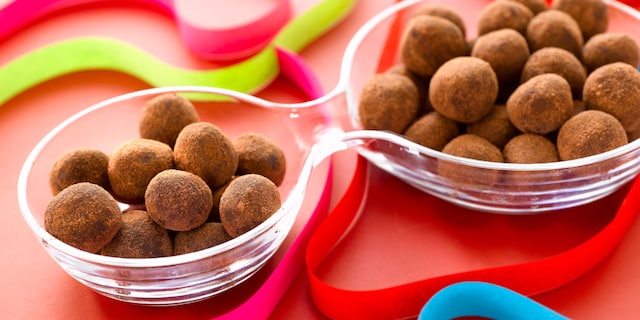 Boules de massepain au cacao