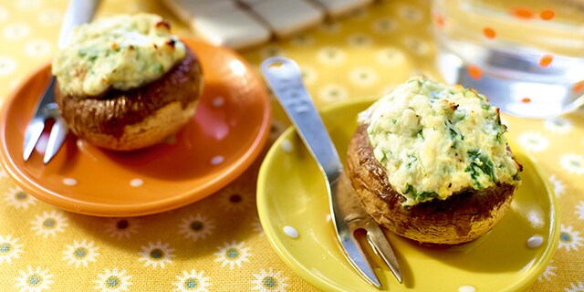 Champignons farcis aux deux fromages