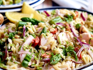 Salade de pâtes aux asperges et au poulet