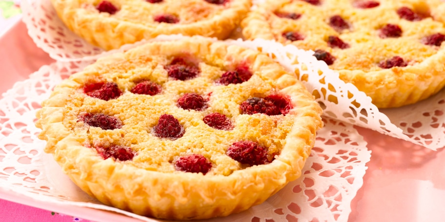 Tartelettes de frangipane aux framboises