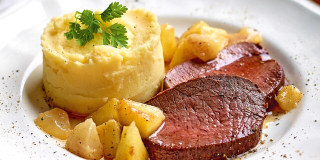 Reegebraad met geurige vruchten en speculaas