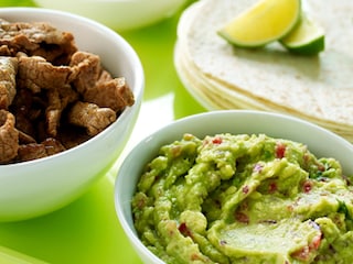 Tortilla’s met rundvlees en guacamole